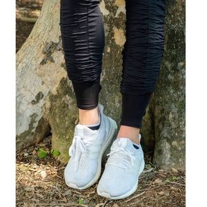 AGOGIE Resistance Pants• Women's +40 Resistance Pants in Black